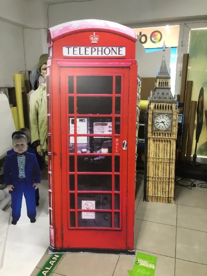 Modello di cabina telefonica rossa di Londra, modello di decorazione in plastica di grandi dimensioni